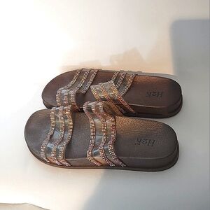 H2K female slippers